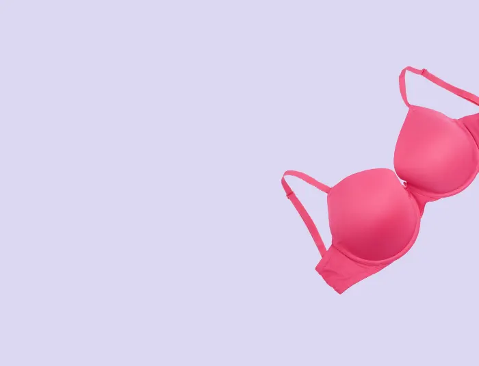 Le soutien-gorge push-up - accent sur la poitrine