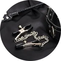 Les pinces à tétons en métal réglables